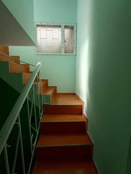 Familiar Cerca Al Aeropuerto Apartment *